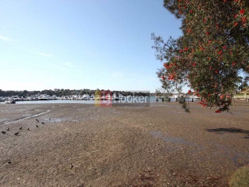 6/15-17 Clare Street, Sylvania NSW 2224