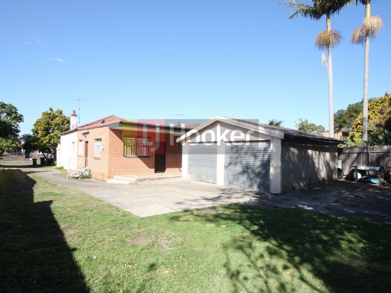 21a Howard Street, Canterbury NSW 2193