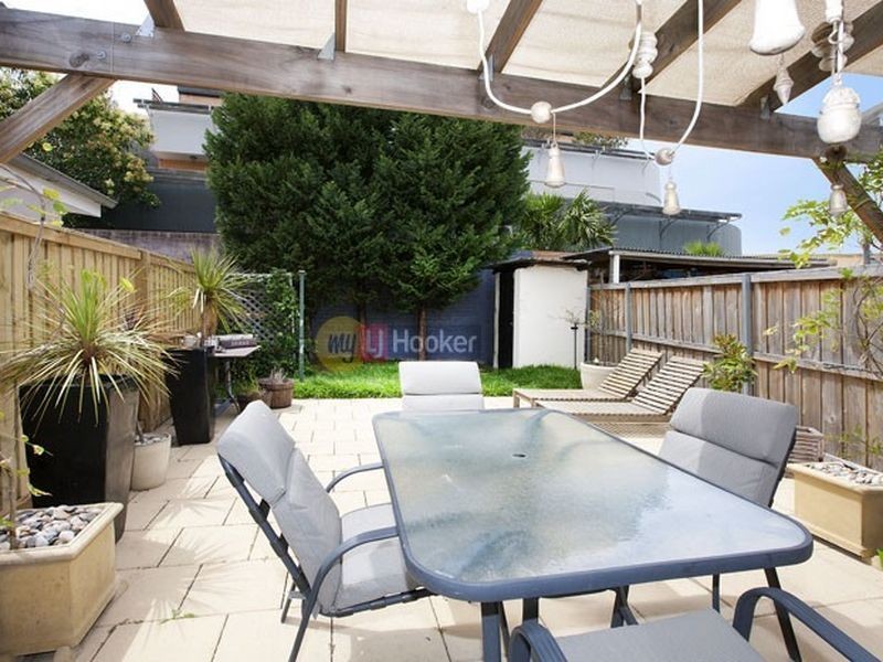 219 Denison Road, Dulwich Hill NSW 2203