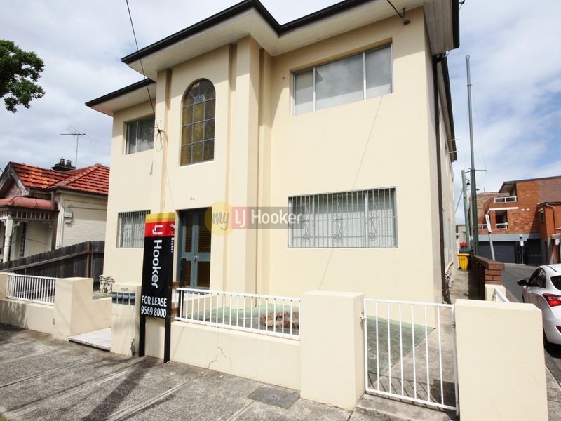 2/94 Despointes Street, Marrickville NSW 2204