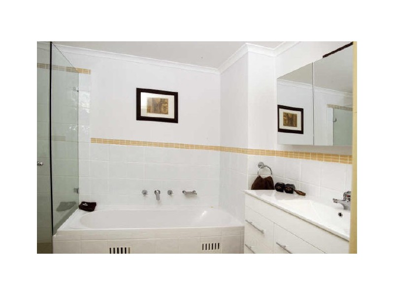 8/9 Williams Pde, Dulwich Hill NSW 2203