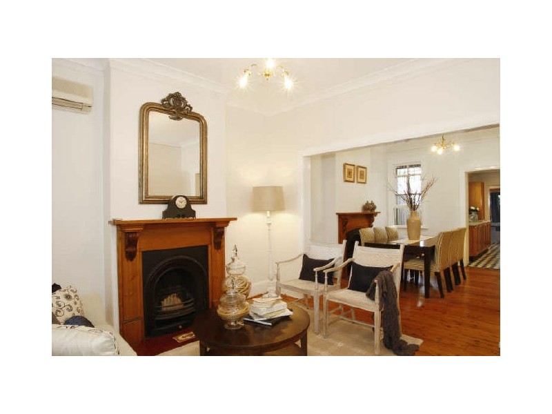 8 Garners Ave, Marrickville NSW 2204