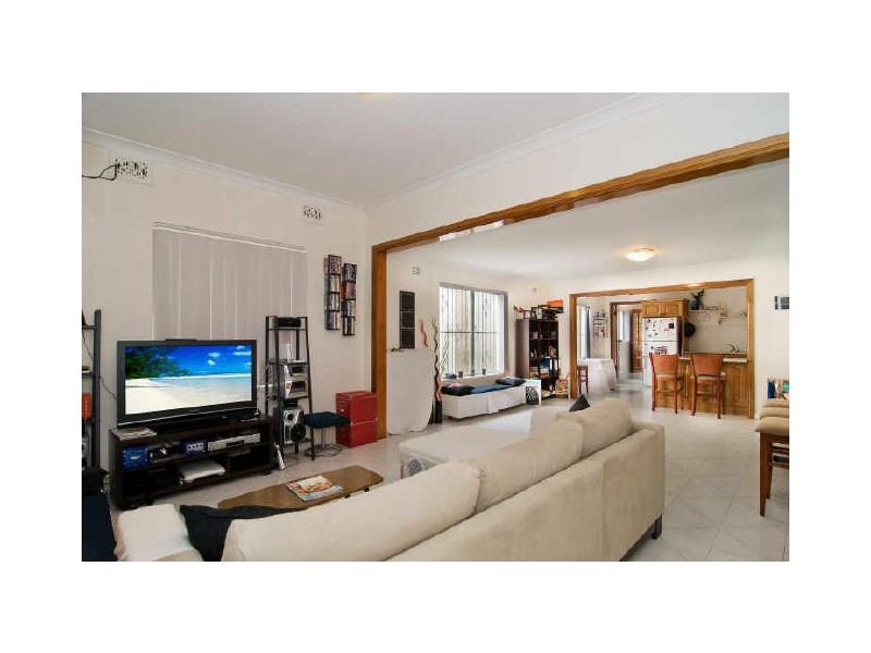 149 Denison Rd, Dulwich Hill NSW 2203