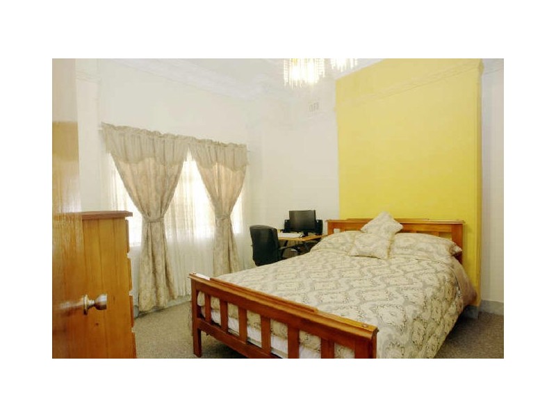 11 May St, Dulwich Hill NSW 2203