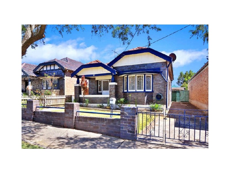 18 Enfield St, Marrickville NSW 2204