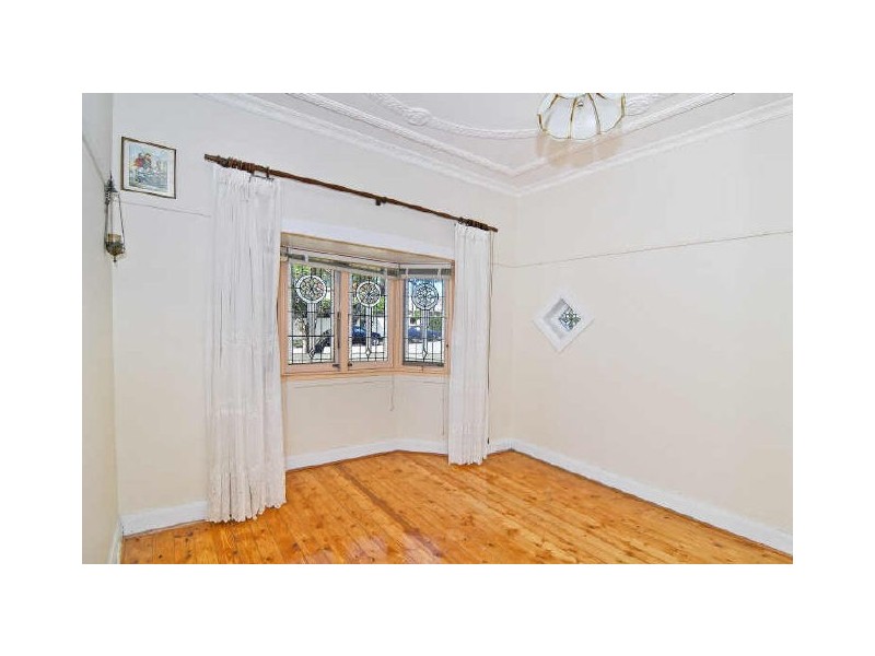 18 Enfield St, Marrickville NSW 2204