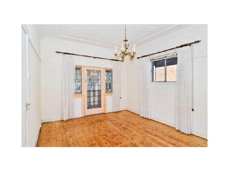 18 Enfield St, Marrickville NSW 2204