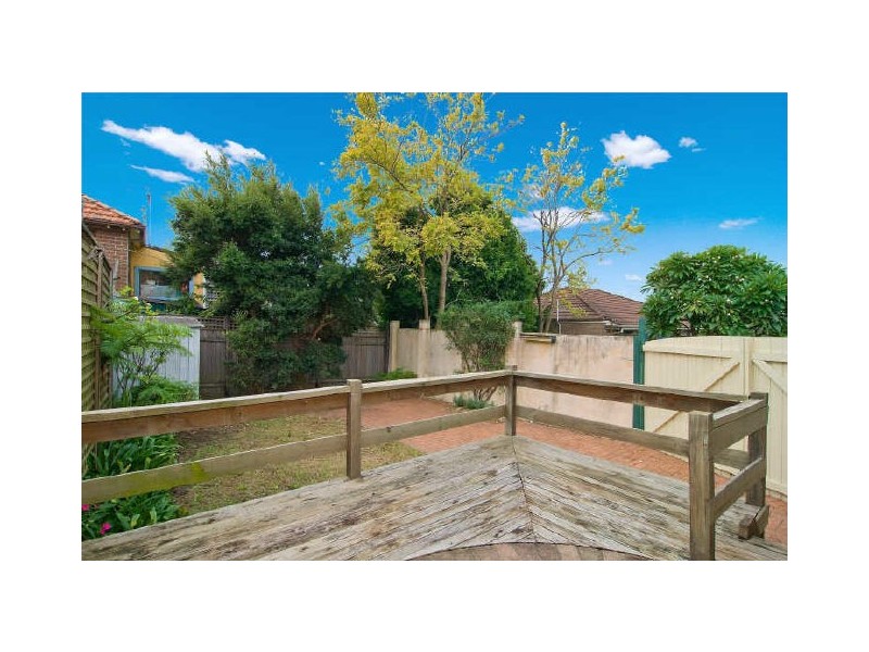 5 Pine St, Marrickville NSW 2204