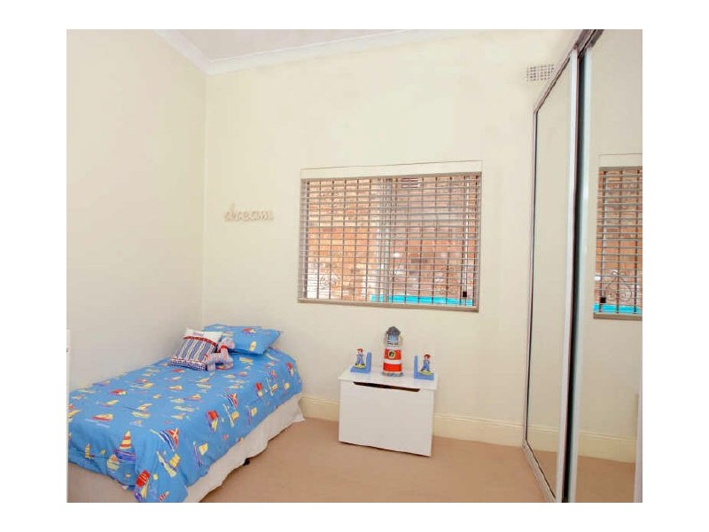 80 Beach Rd, Dulwich Hill NSW 2203