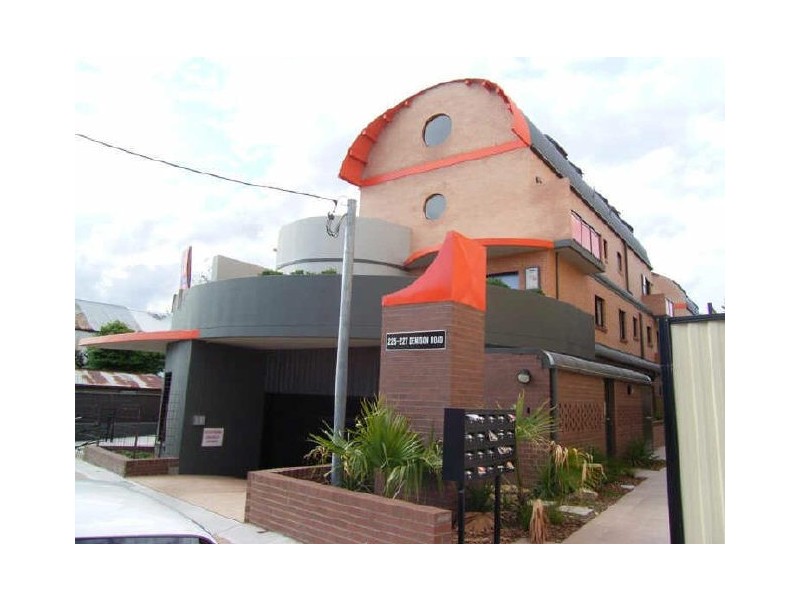 17/225-227 Denison Rd, Dulwich Hill NSW 2203