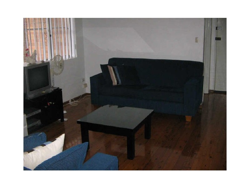 2/1 Fore St, Canterbury NSW 2193