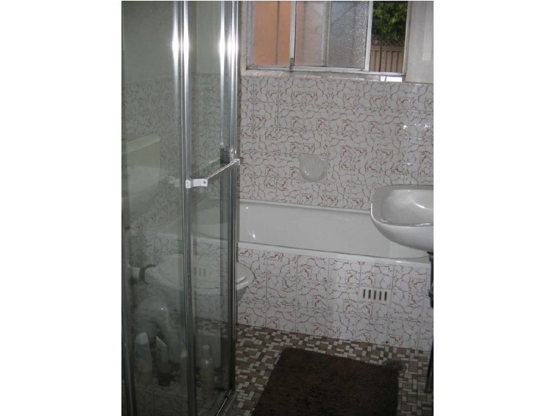 2/1 Fore St, Canterbury NSW 2193