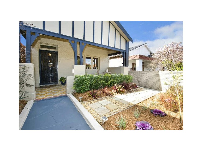 52 Abergeldie St, Dulwich Hill NSW 2203