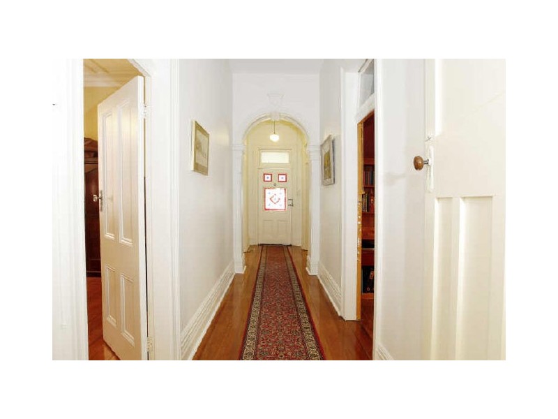 95 Wardell Rd, Dulwich Hill NSW 2203