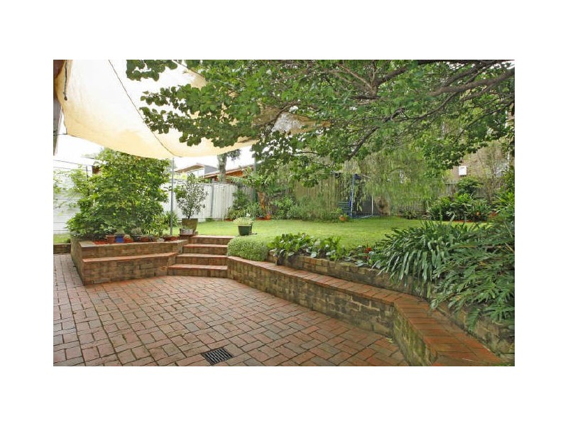 95 Wardell Rd, Dulwich Hill NSW 2203