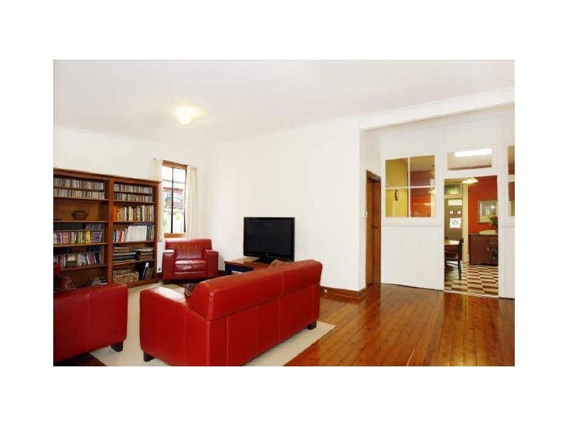 95 Wardell Rd, Dulwich Hill NSW 2203