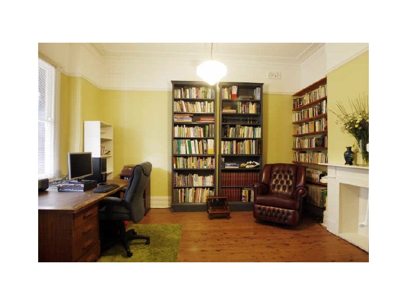 95 Wardell Rd, Dulwich Hill NSW 2203