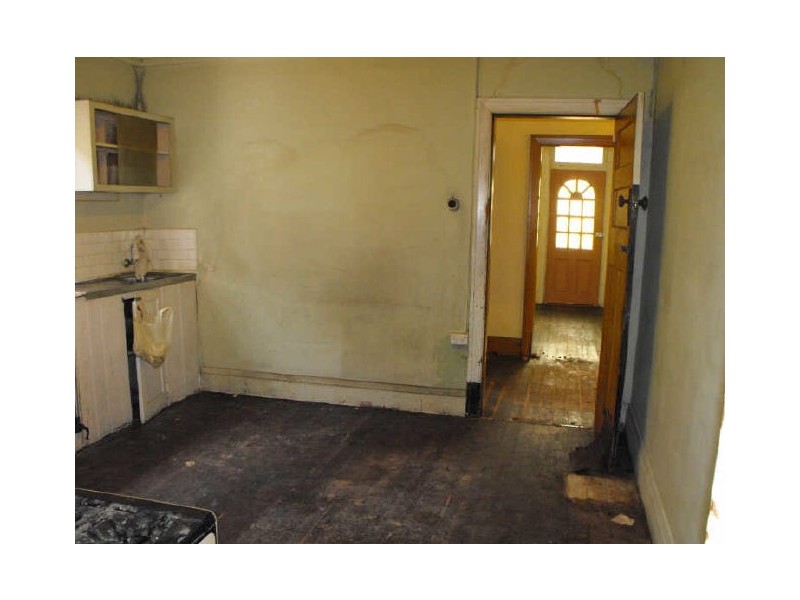 4 Pine St, Marrickville NSW 2204