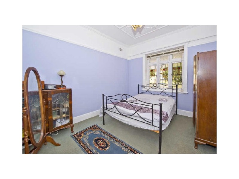 9 Frazer St, Dulwich Hill NSW 2203