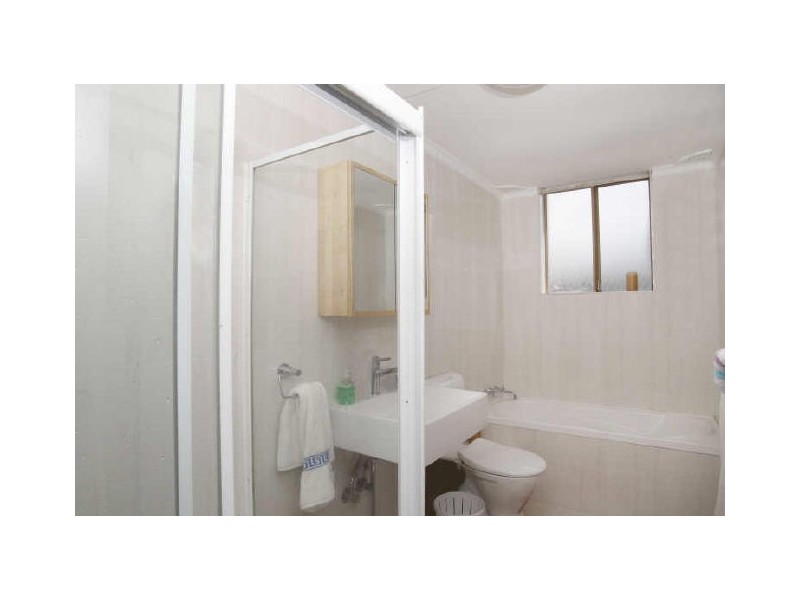 1/7 Myer St, Roselands NSW 2196