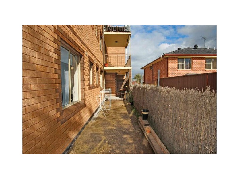 1/7 Myer St, Roselands NSW 2196