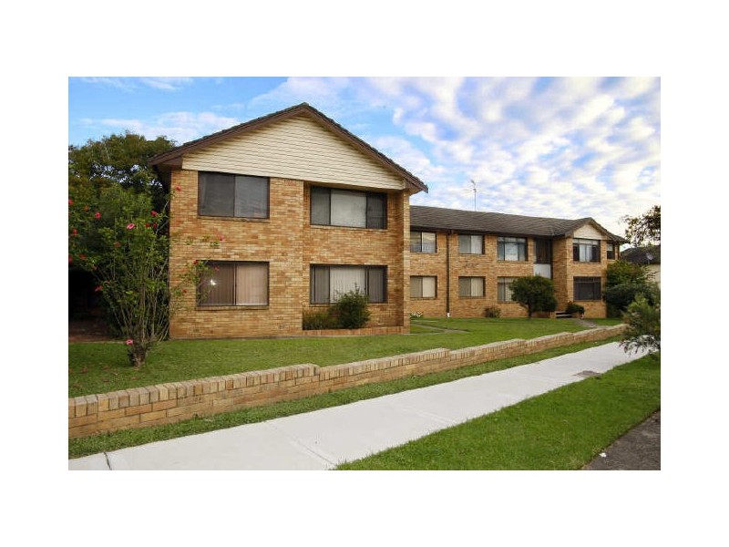 13/8-14 Parry Ave, Narwee NSW 2209