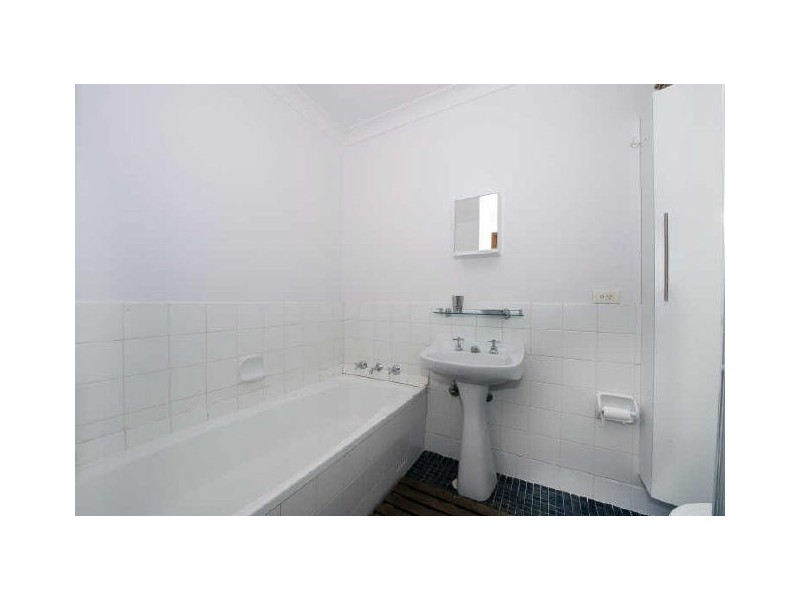 8/74-76 Floss St, Hurlstone Park NSW 2193