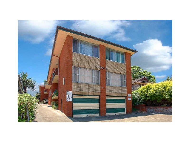 9/29 Pine St, Marrickville NSW 2204