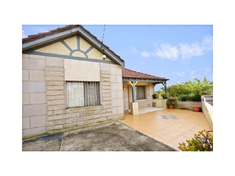 53 Kilbride St, Hurlstone Park NSW 2193