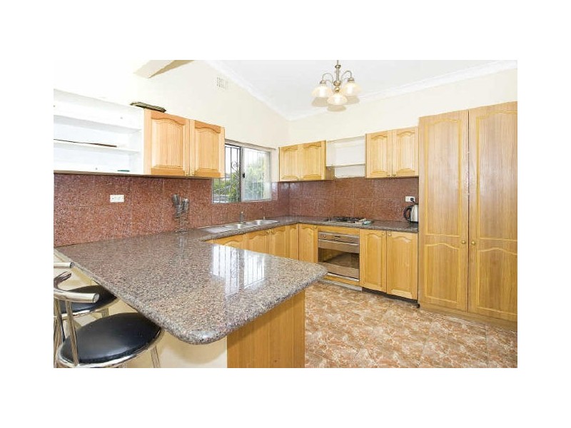 53 Kilbride St, Hurlstone Park NSW 2193