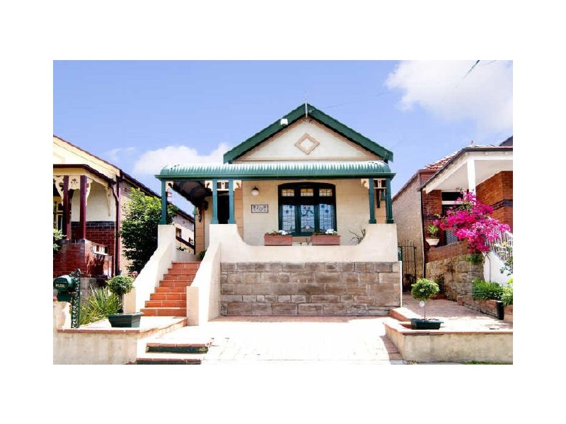 112 Melford St, Hurlstone Park NSW 2193