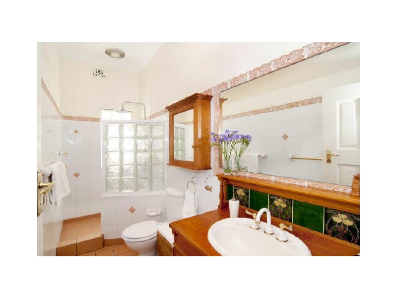 112 Melford St, Hurlstone Park NSW 2193