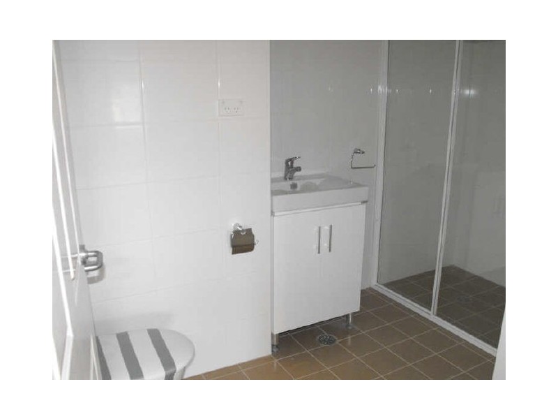 8/2A Euston Rd, Hurlstone Park NSW 2193