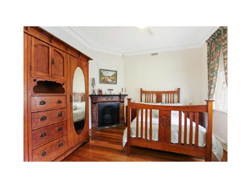 137 Duntroon St, Hurlstone Park NSW 2193