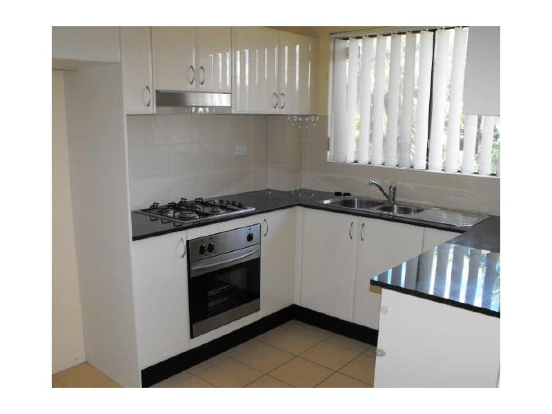 17/6-10 Myra Rd, Dulwich Hill NSW 2203