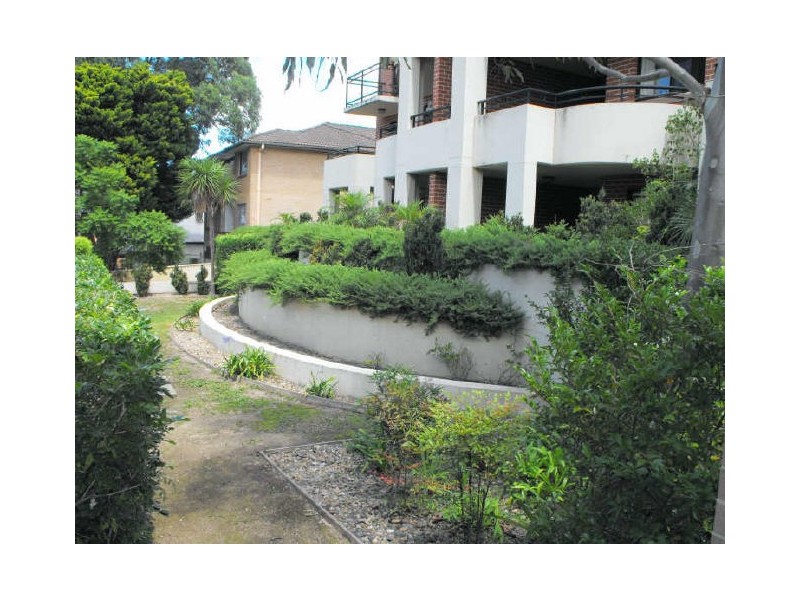 17/6-10 Myra Rd, Dulwich Hill NSW 2203