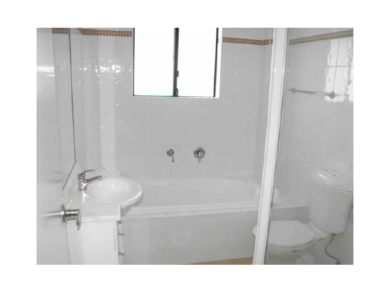 16/6-10 Myra Rd, Dulwich Hill NSW 2203