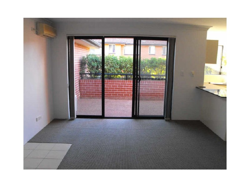 16/6-10 Myra Rd, Dulwich Hill NSW 2203