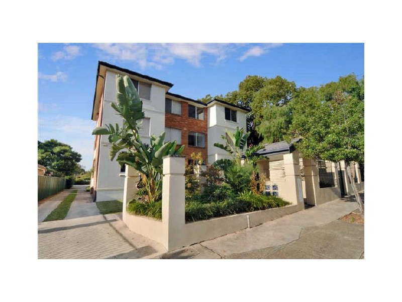 2/19 Church St, Ashfield NSW 2131
