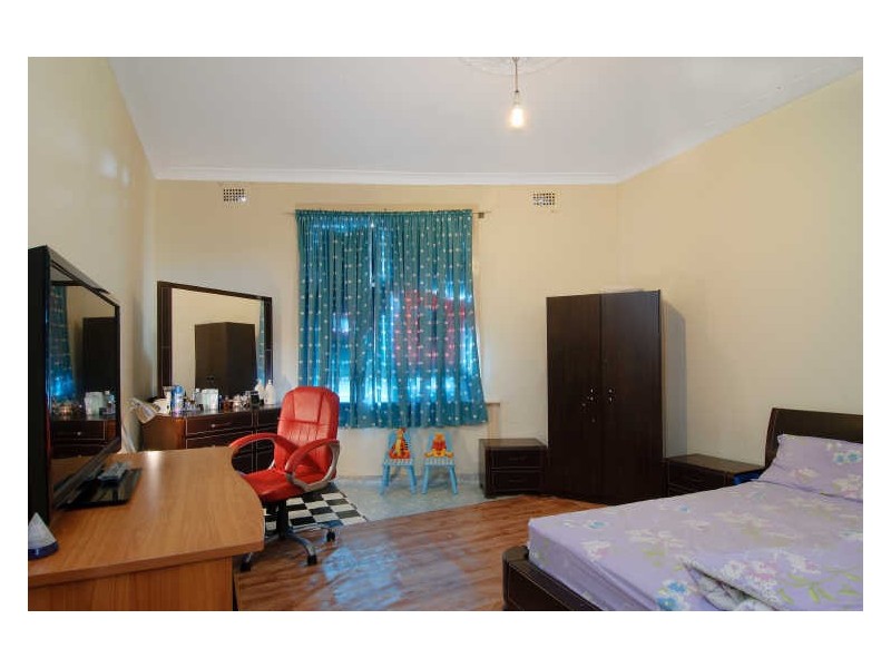 584 New Canterbury Road, Hurlstone Park NSW 2193