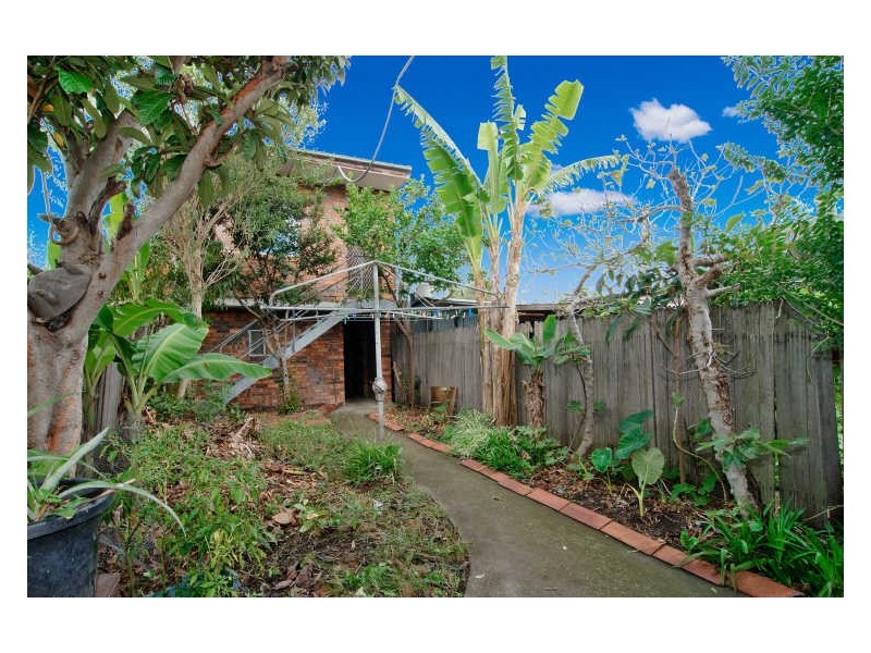 584 New Canterbury Road, Hurlstone Park NSW 2193