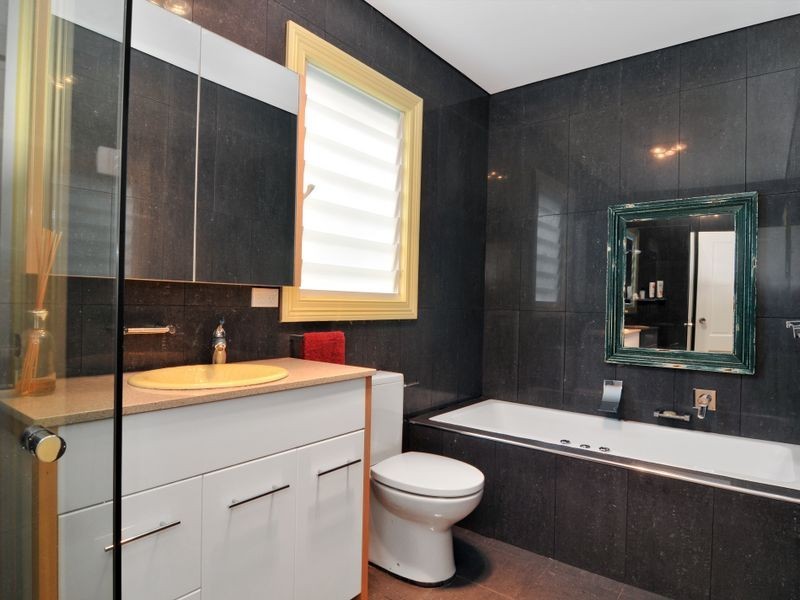 6 Cary Street, Marrickville NSW 2204