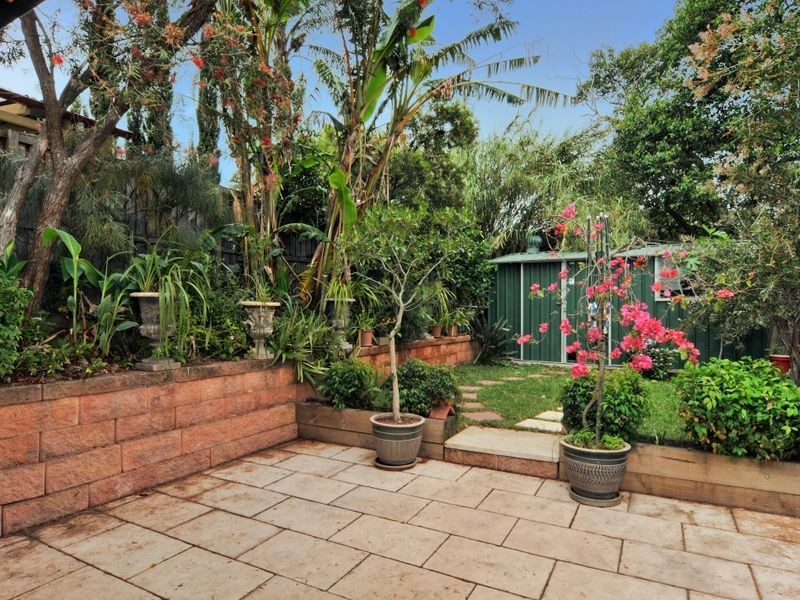 6 Cary Street, Marrickville NSW 2204