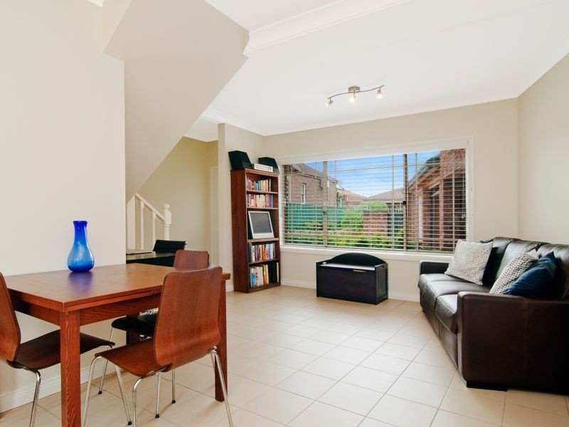3/2 Gower Street, Hurlstone Park NSW 2193