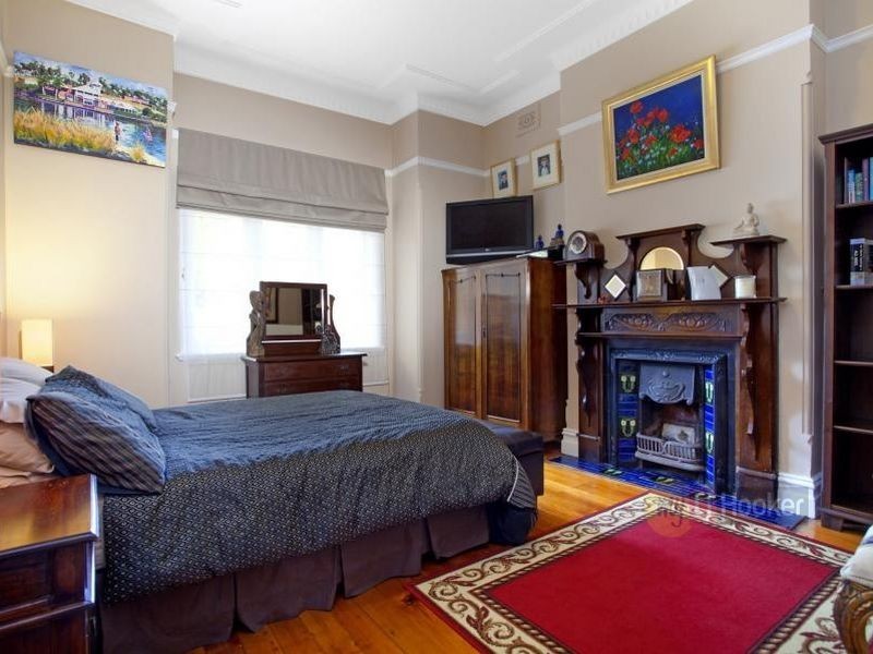 693 New Canterbury Rd, Dulwich Hill NSW 2203