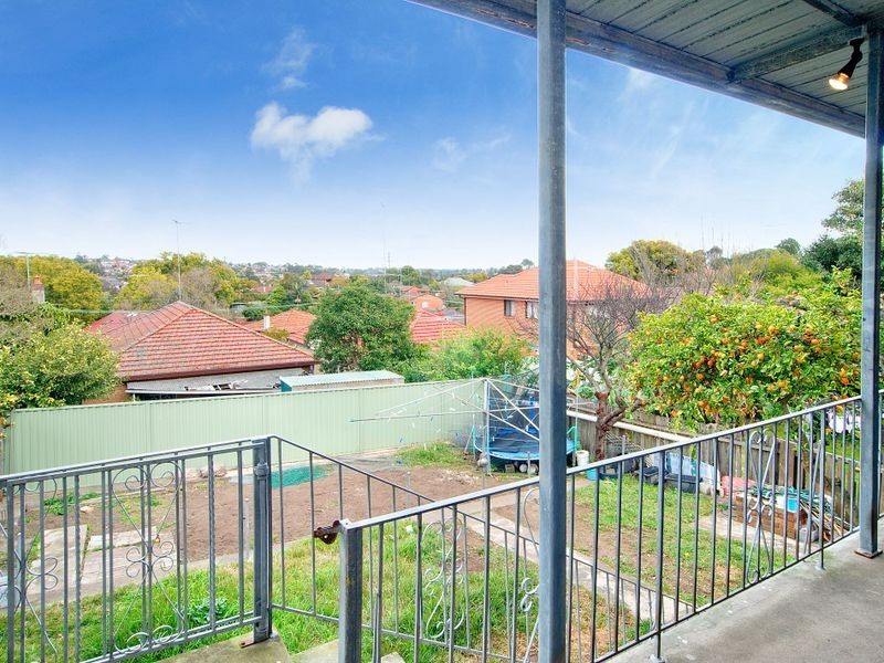 32 Acton Street, Hurlstone Park NSW 2193