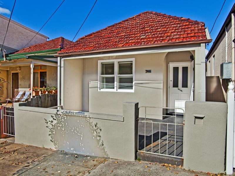 211 Corunna Road, Stanmore NSW 2048