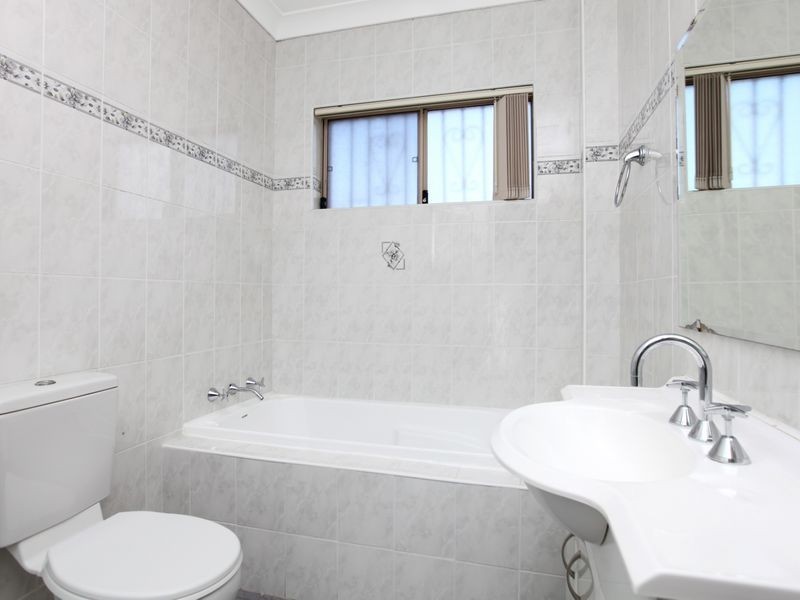 8/28-30 Phillips Avenue, Canterbury NSW 2193