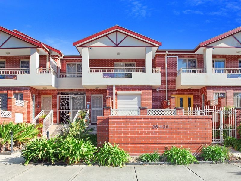 8/28-30 Phillips Avenue, Canterbury NSW 2193