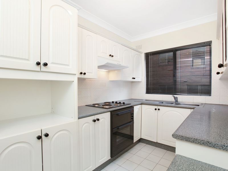 2/31 Myra Rd, Dulwich Hill NSW 2203